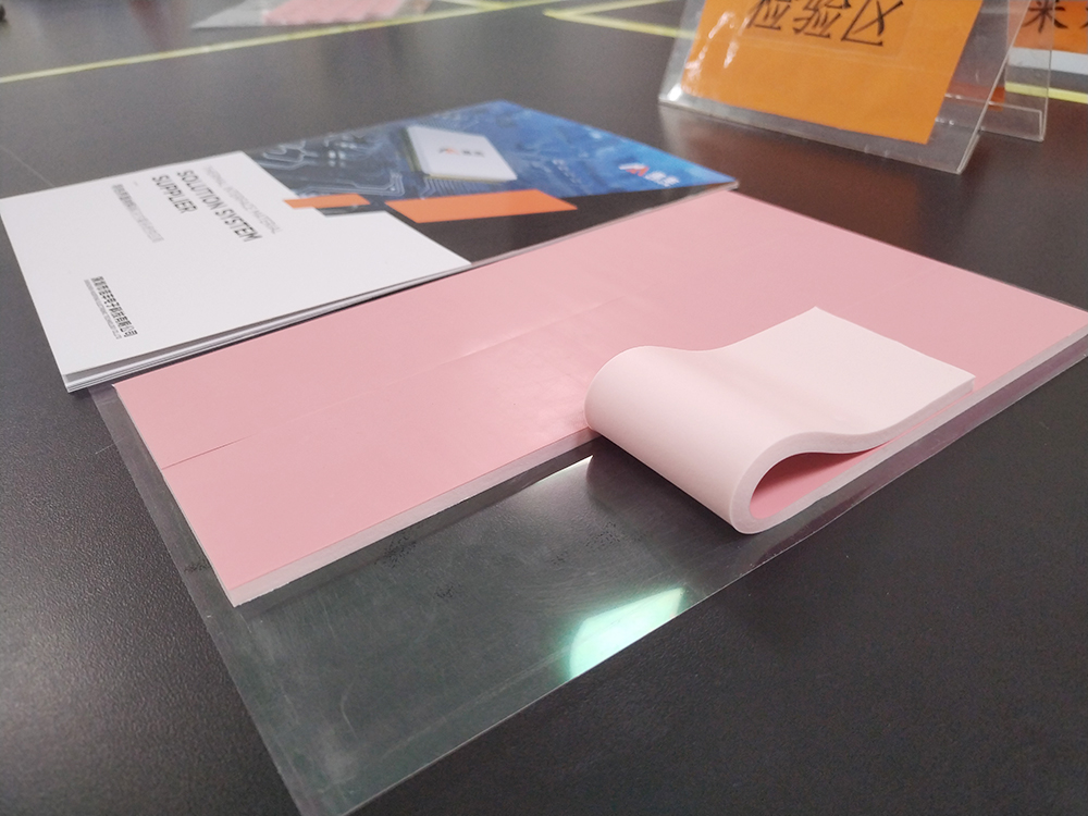 诺丰导热硅胶片-专业生产厂家-覆盖 1.5–15W/m·K 散热需求